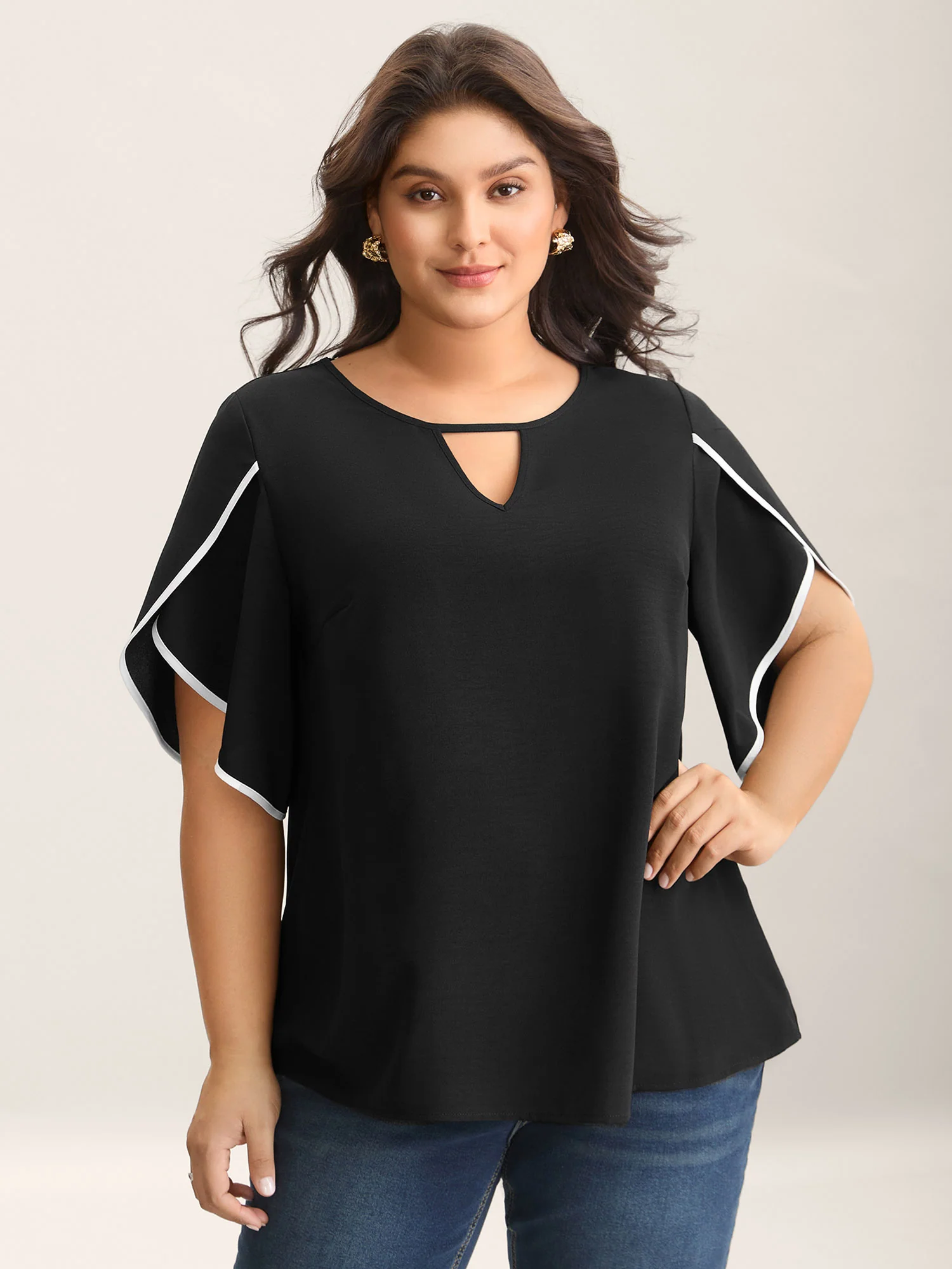 Color Contrast Petal Sleeve Shirt