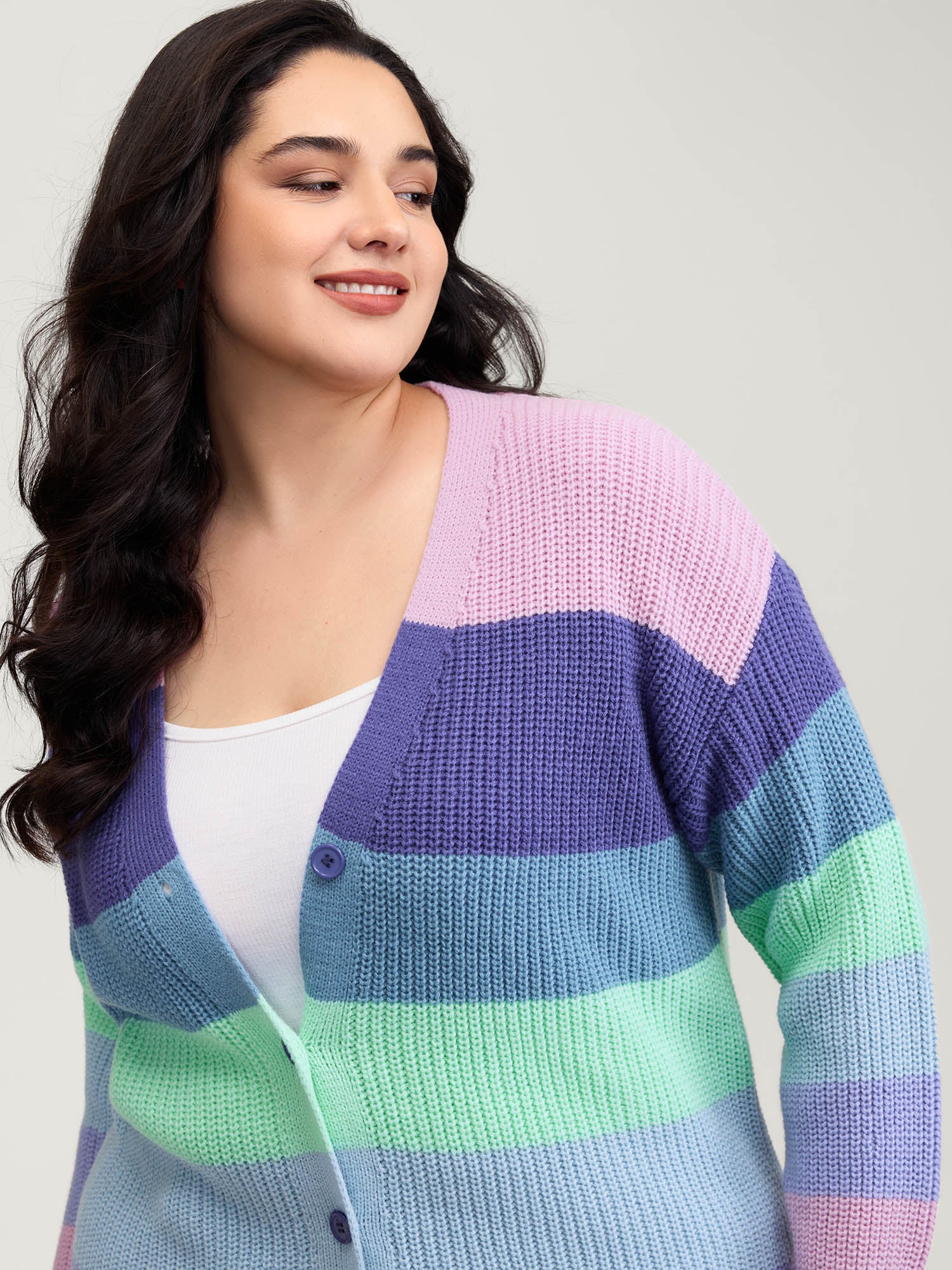 Colorblock Contrast Texture Button Cardigan - Image 2