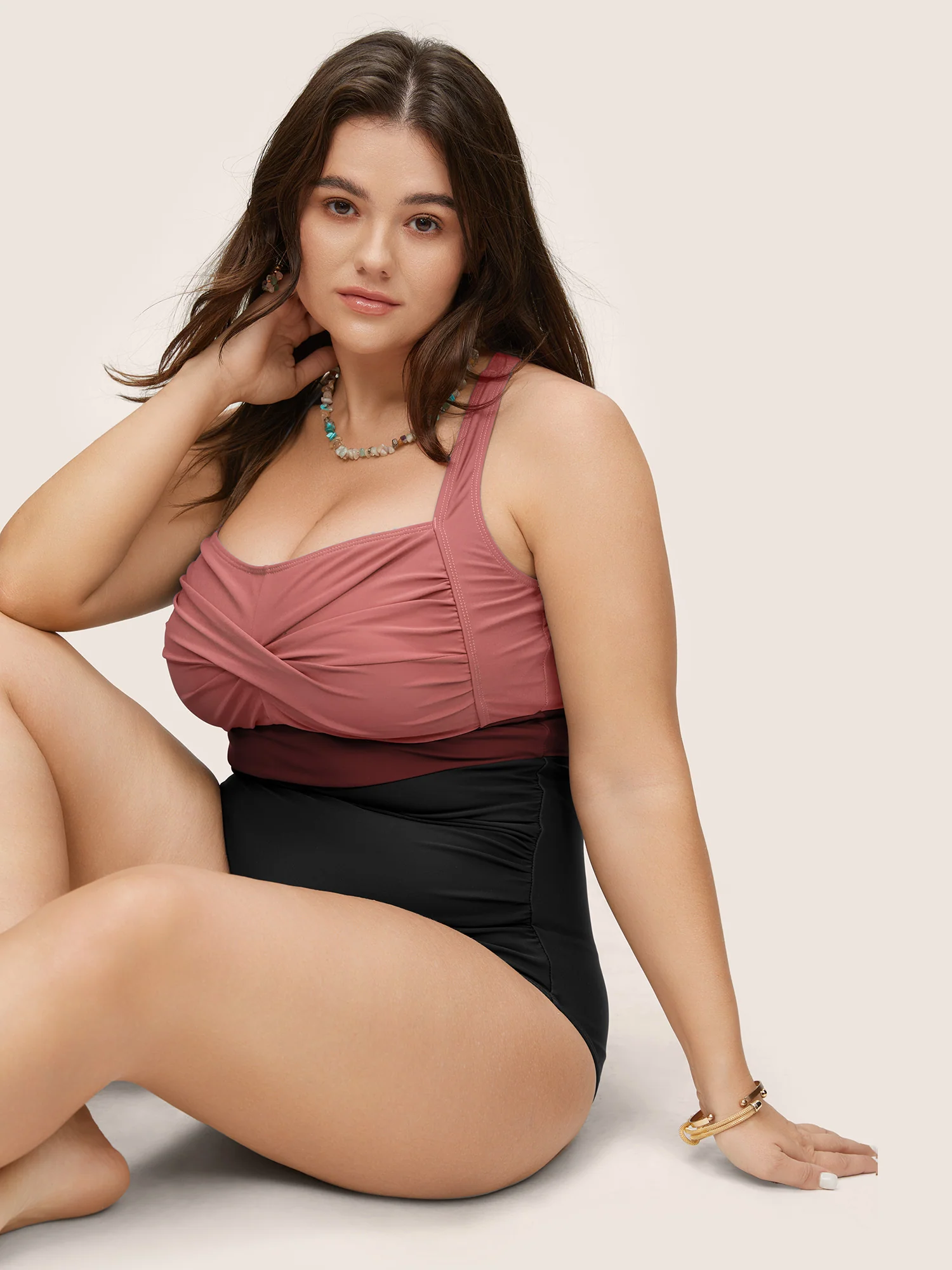 Contrast Twist Front Tummy-Control One Piece Swimsuit - Image 11