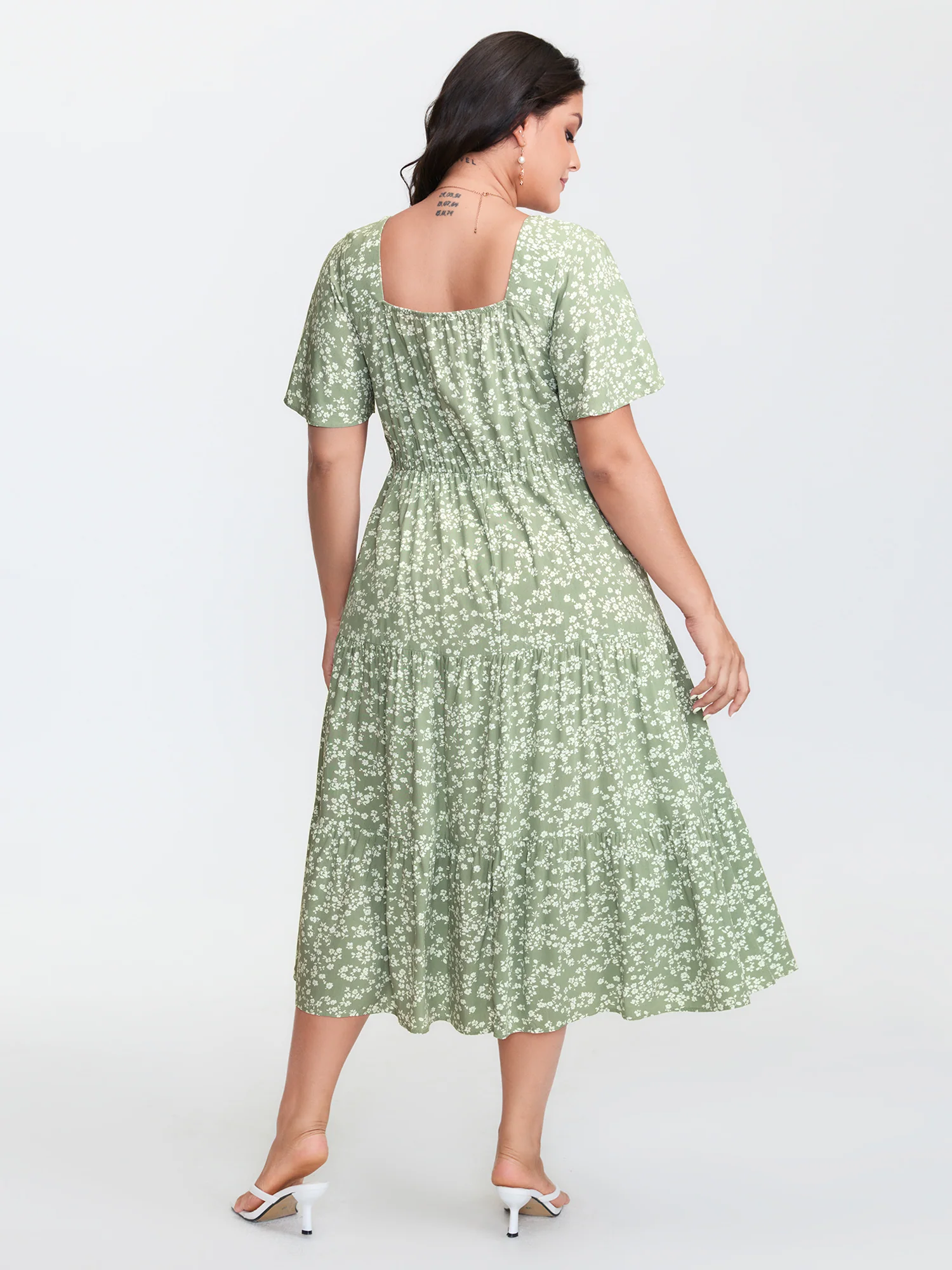 Ditsy Floral Sweetheart Drawstring Pocket Tiered Dress - Image 12