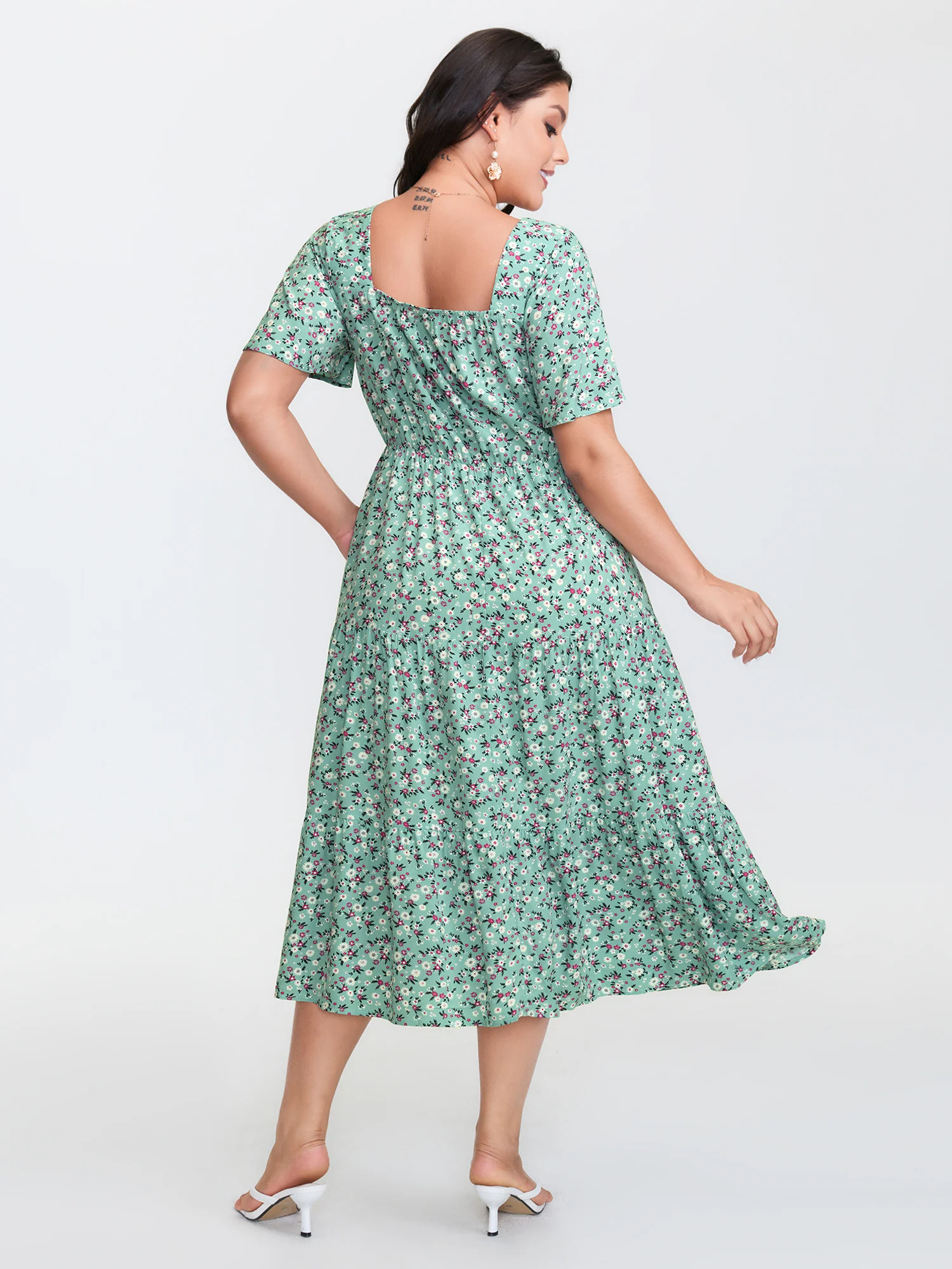 Ditsy Floral Sweetheart Drawstring Pocket Tiered Dress - Image 16