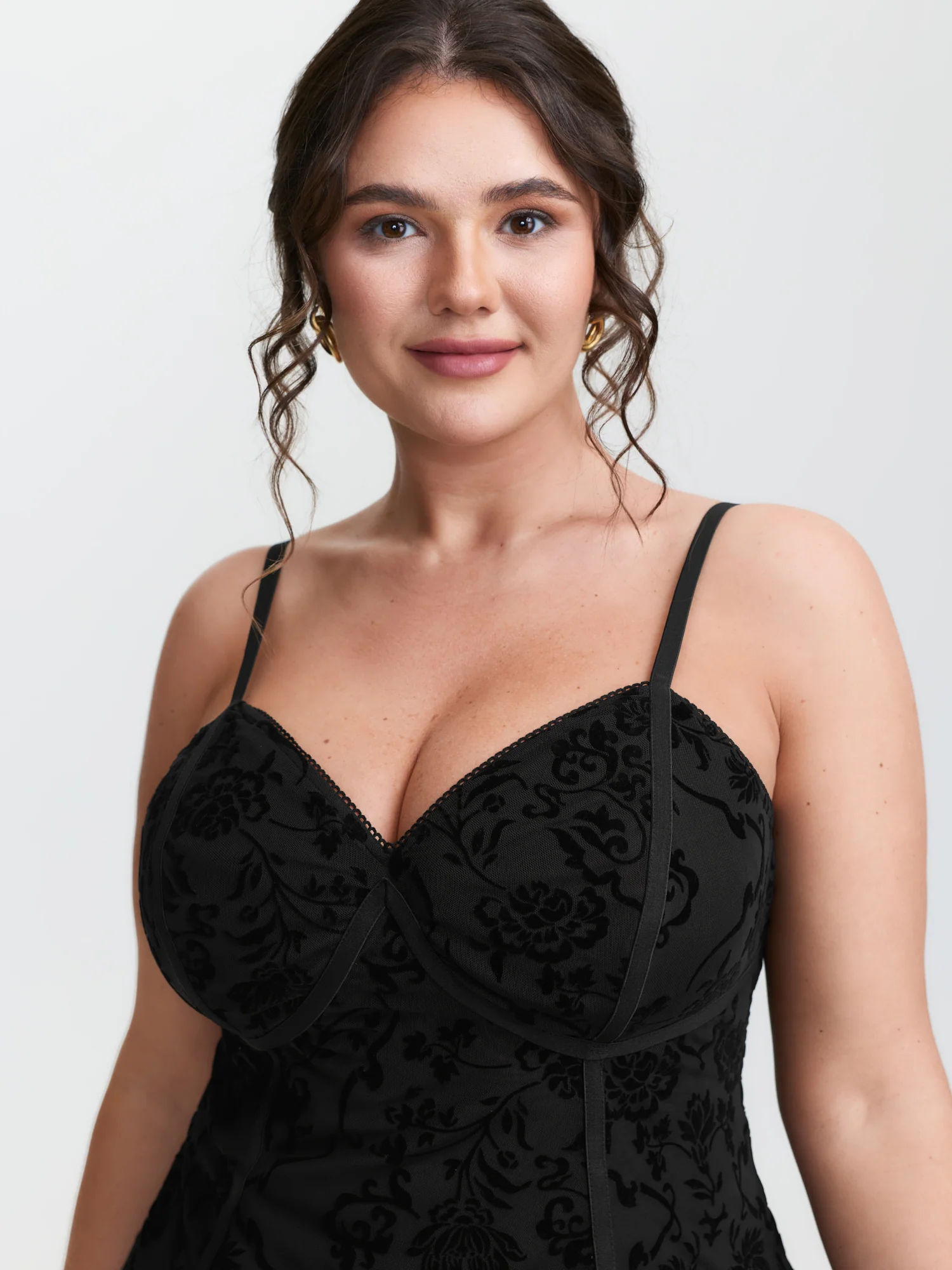 Flocked Floral Stretchy Mesh Lace Tank Top - Image 3