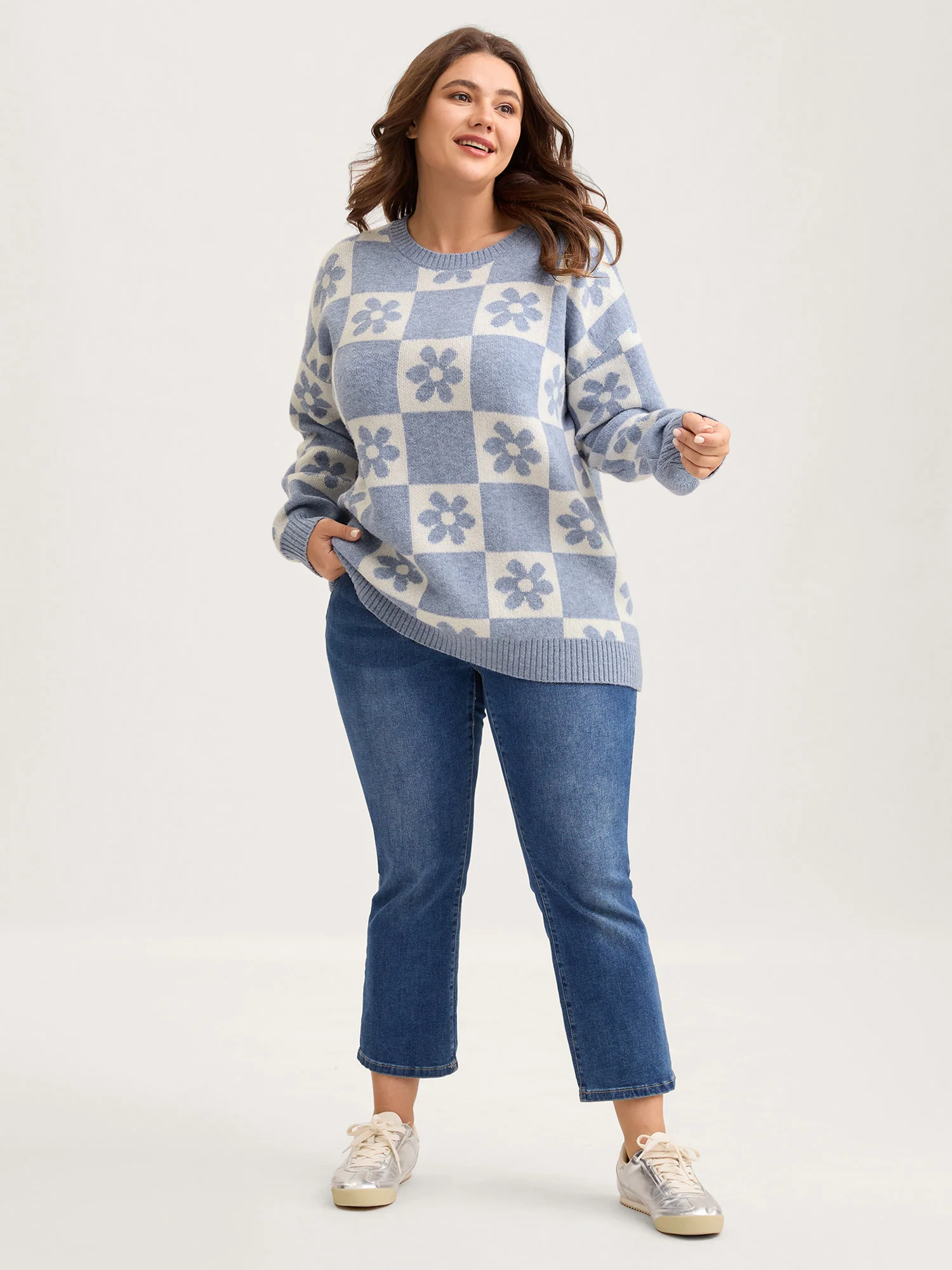 Floral Checkered Color Contrast Pullover - Image 3