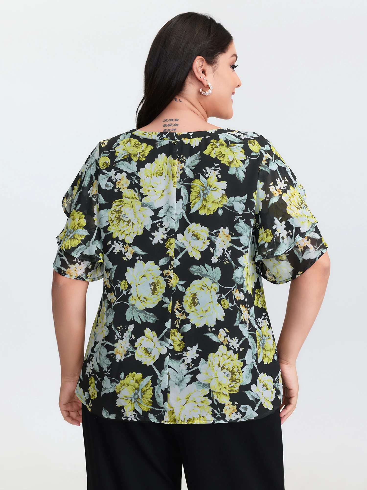 Floral Print Ruffled Edges Blouse - Image 4