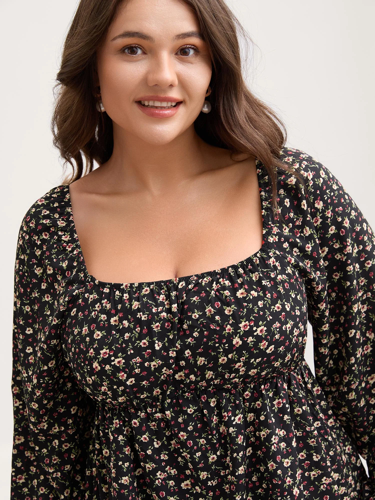 Floral Print Shirred Bodice Puff Sleeve Blouse - Image 2