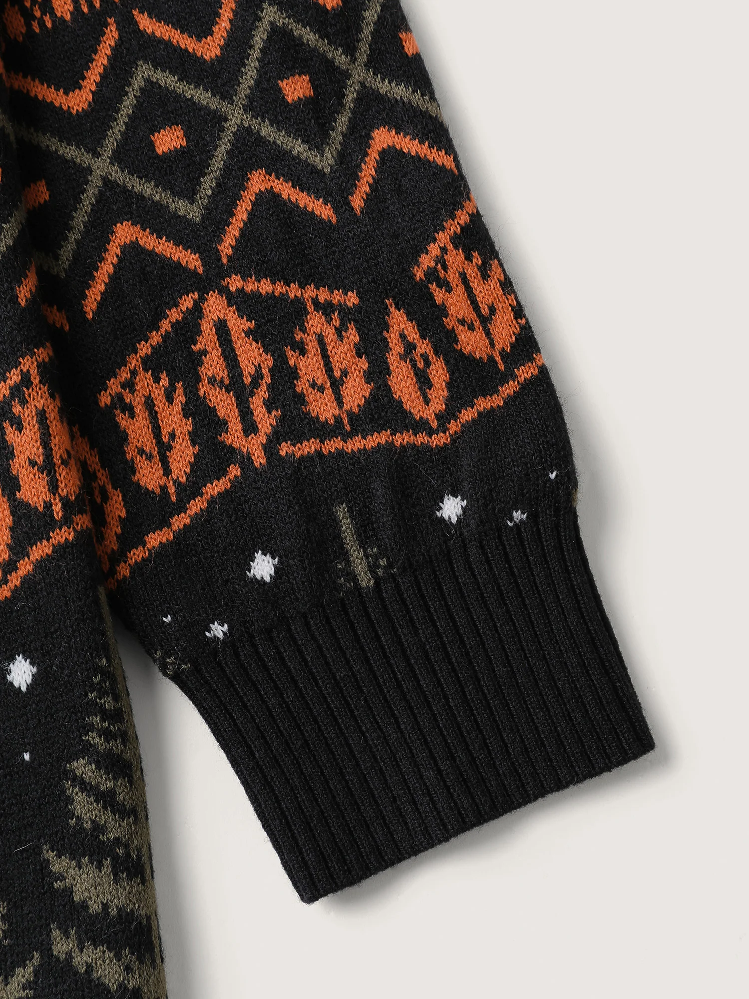 Fox in Forest Contrast Knit Cardigan - Image 15