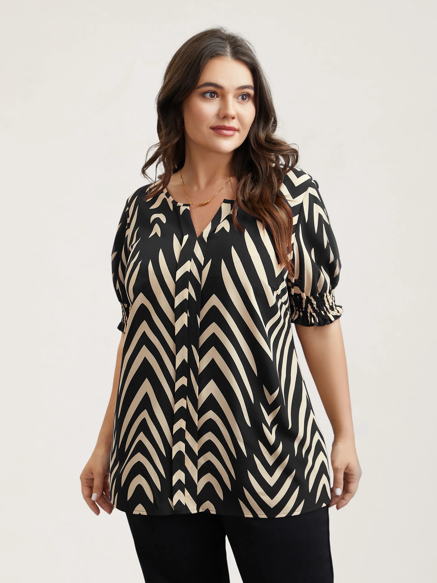 Geometric Print Ruffled Shirred Blouse - Image 11