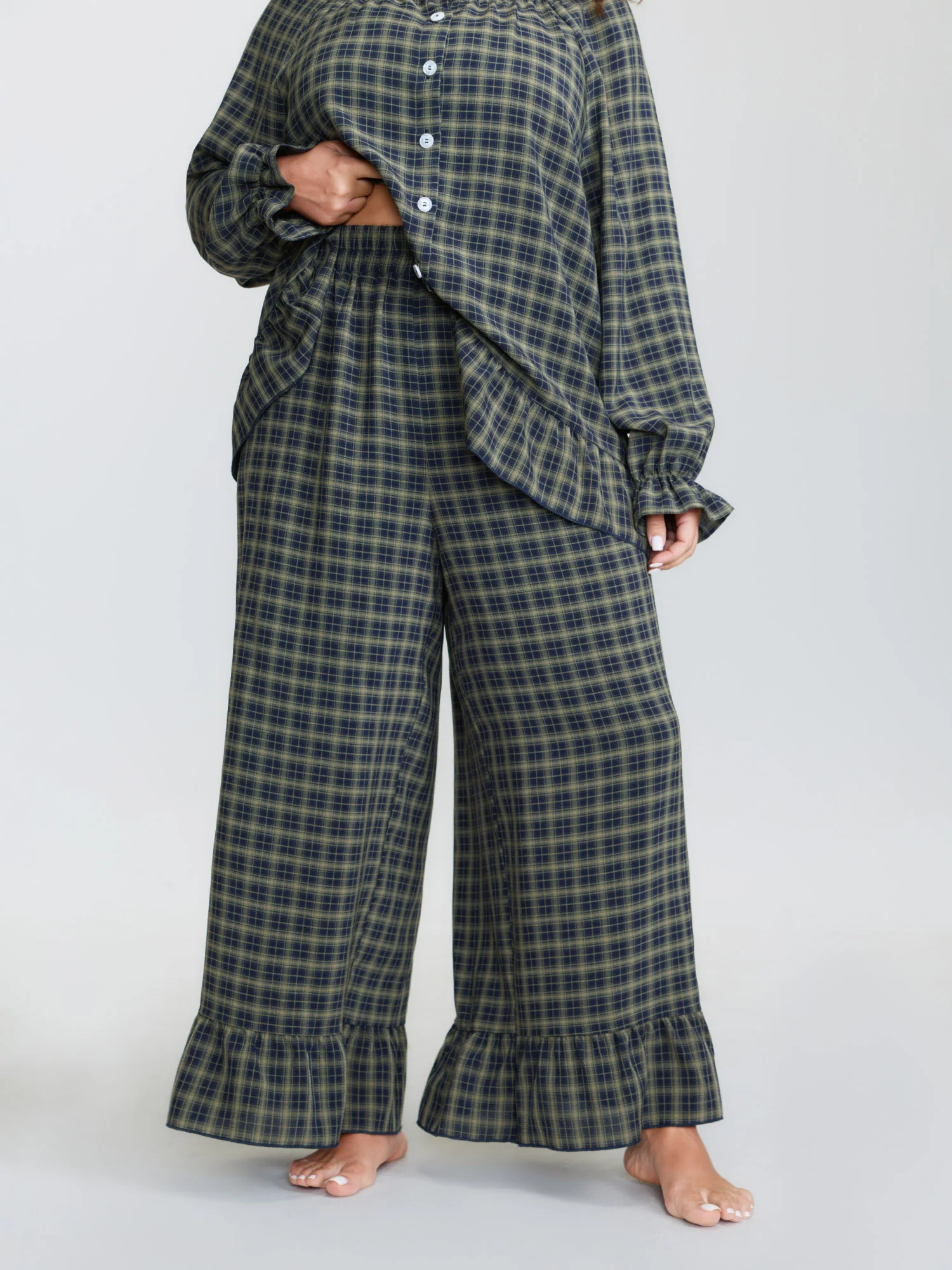 Gingham Print Ruffled Hem Co-Ord Pajama Set - Image 39