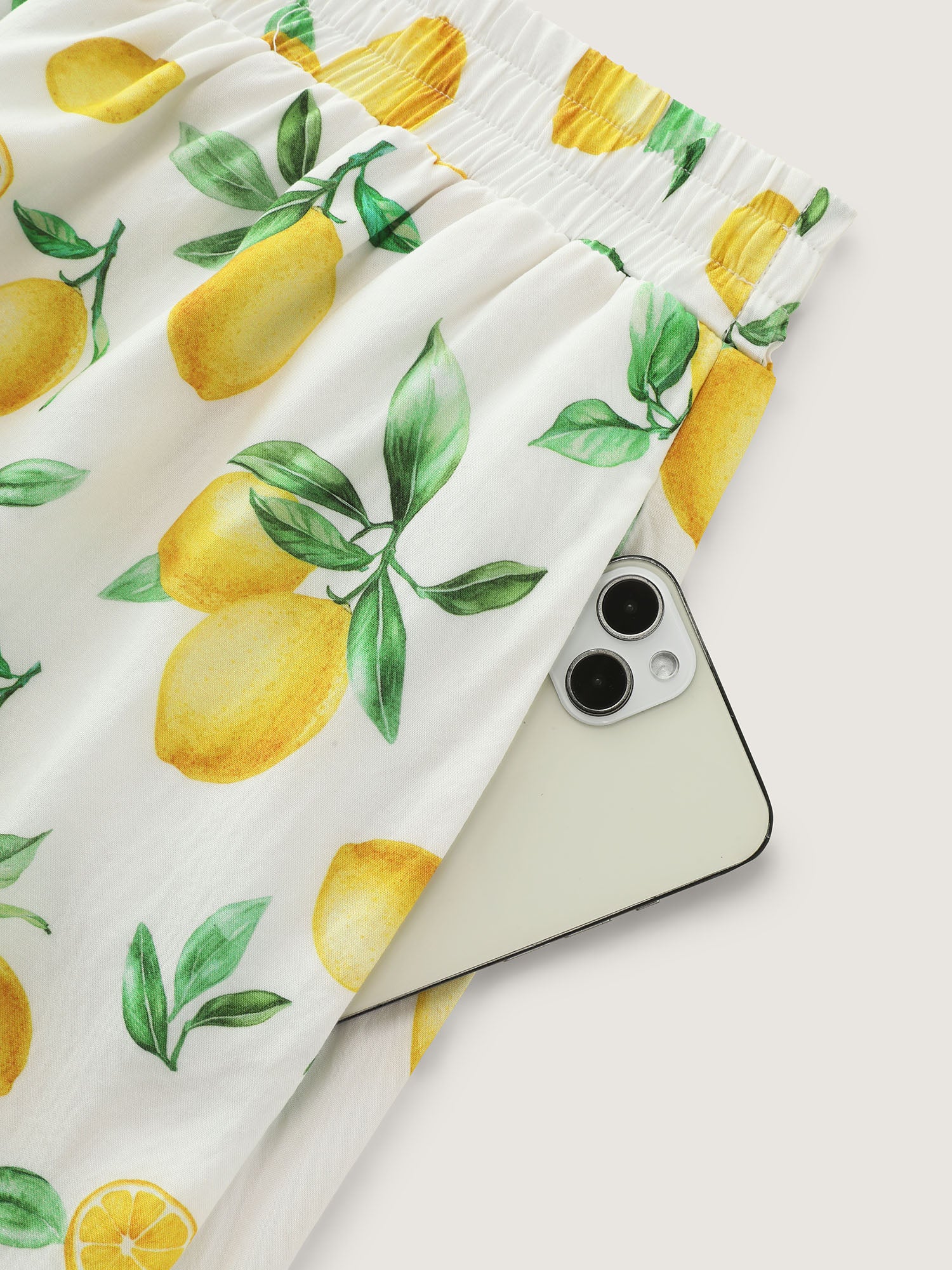 Hand-Painted Lemon Print Pockets Shorts - Image 6