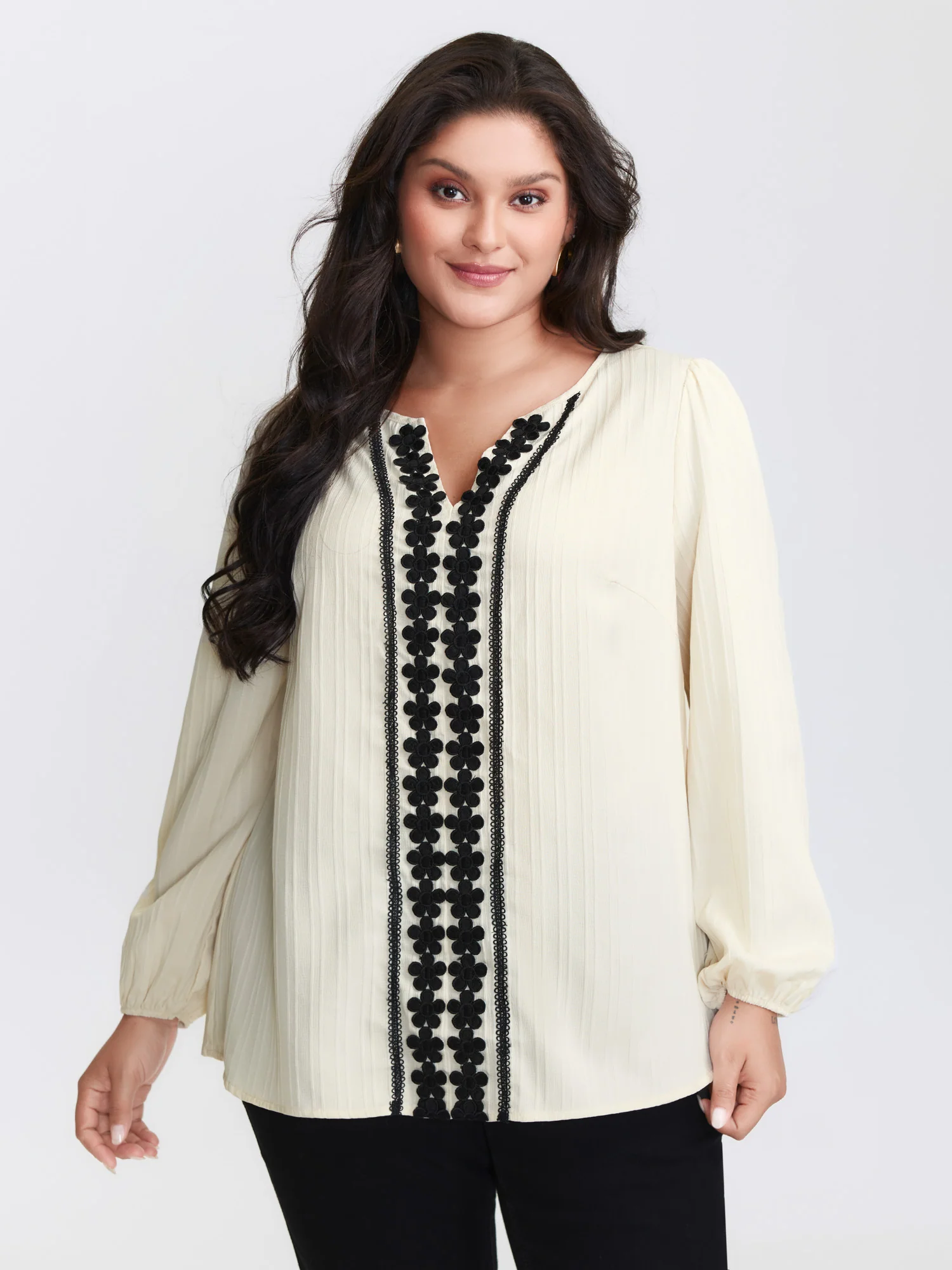 Lace Spliced Textured Lantern Sleeve Blouse - Image 2