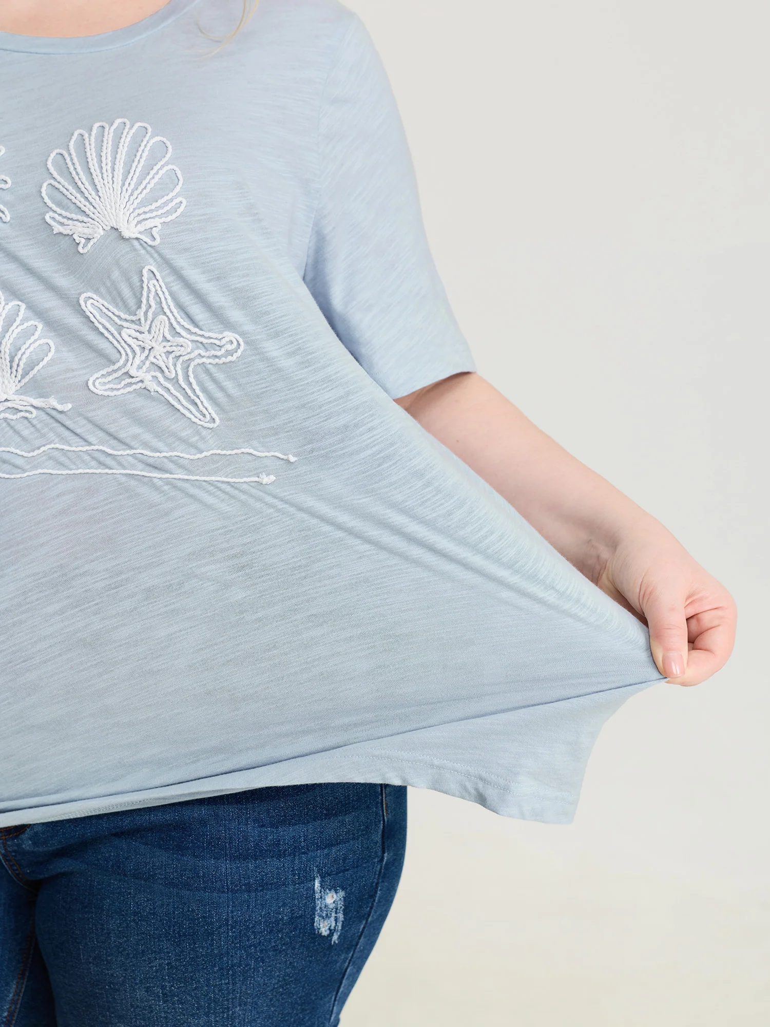 Pure Cotton Ocean Embroidered Stretchy T-Shirt - Image 4