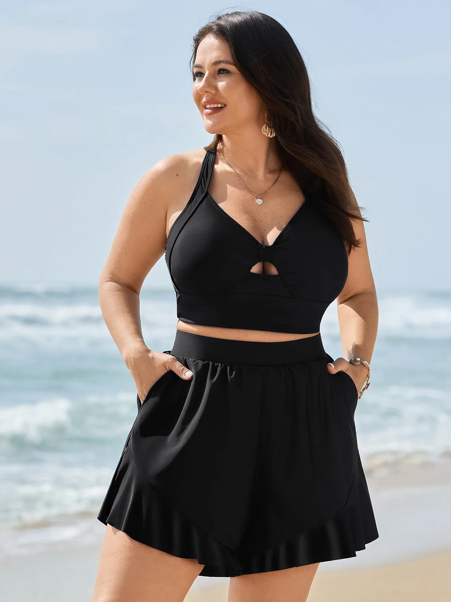 Ruffled Hem Pockets Swim Shorts - Image 2