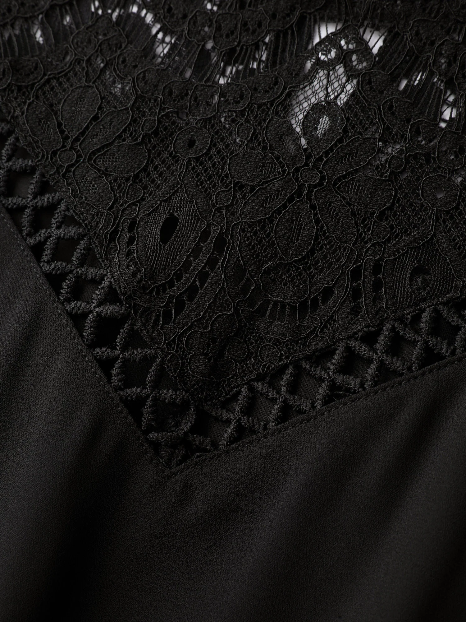 Sheer Lace Cut-Out Detail Midi Dress - Image 5