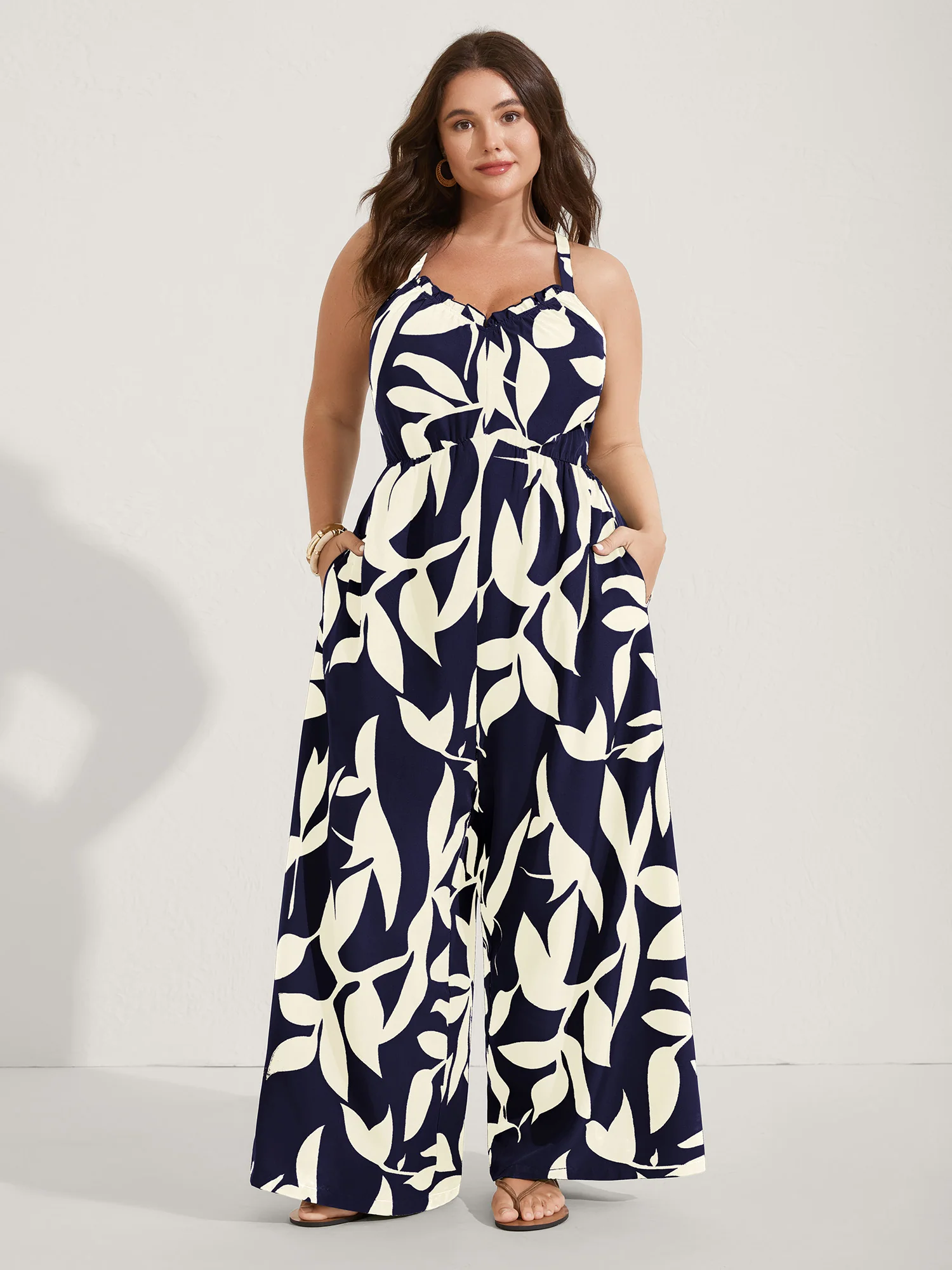 Silhouette Floral Print Sweetheart Jumpsuit - Image 18