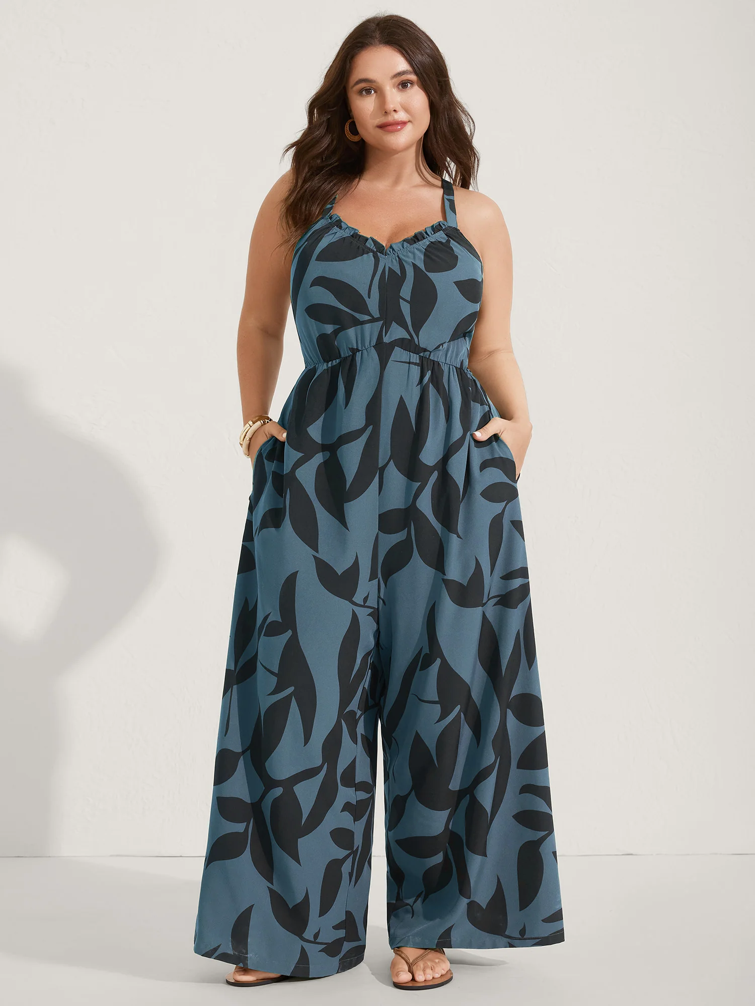 Silhouette Floral Print Sweetheart Jumpsuit - Image 22