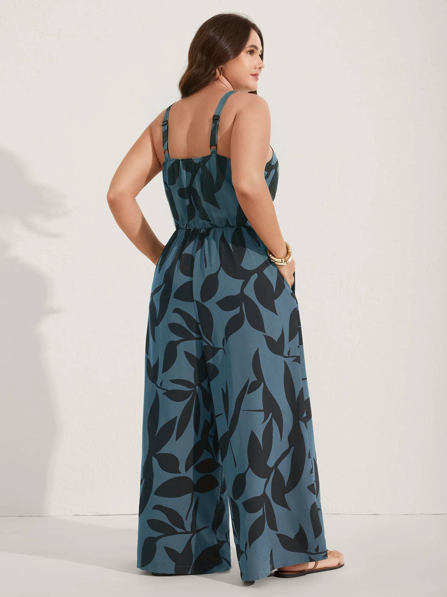 Silhouette Floral Print Sweetheart Jumpsuit - Image 23