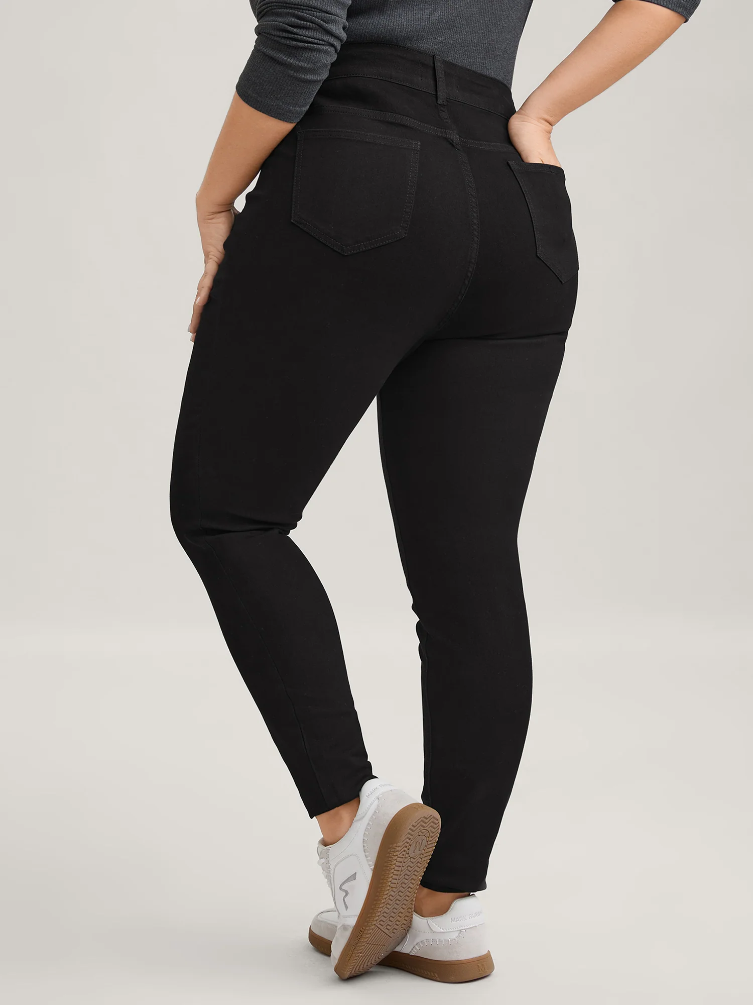 Skinny Very Stretchy High Rise Black Wash Sculpt Waist Jeans - Image 4