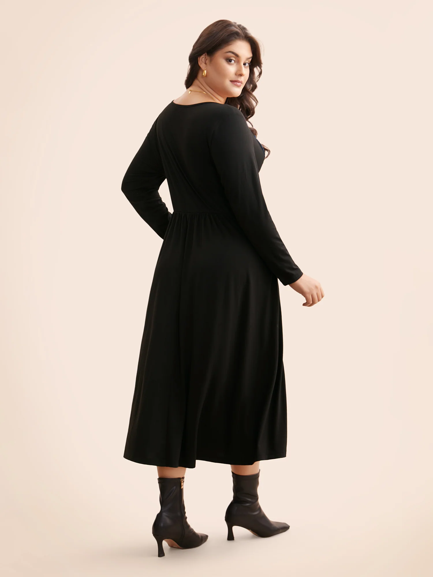 Square Neck Textured Patchwork Crisscross Dress - Image 5