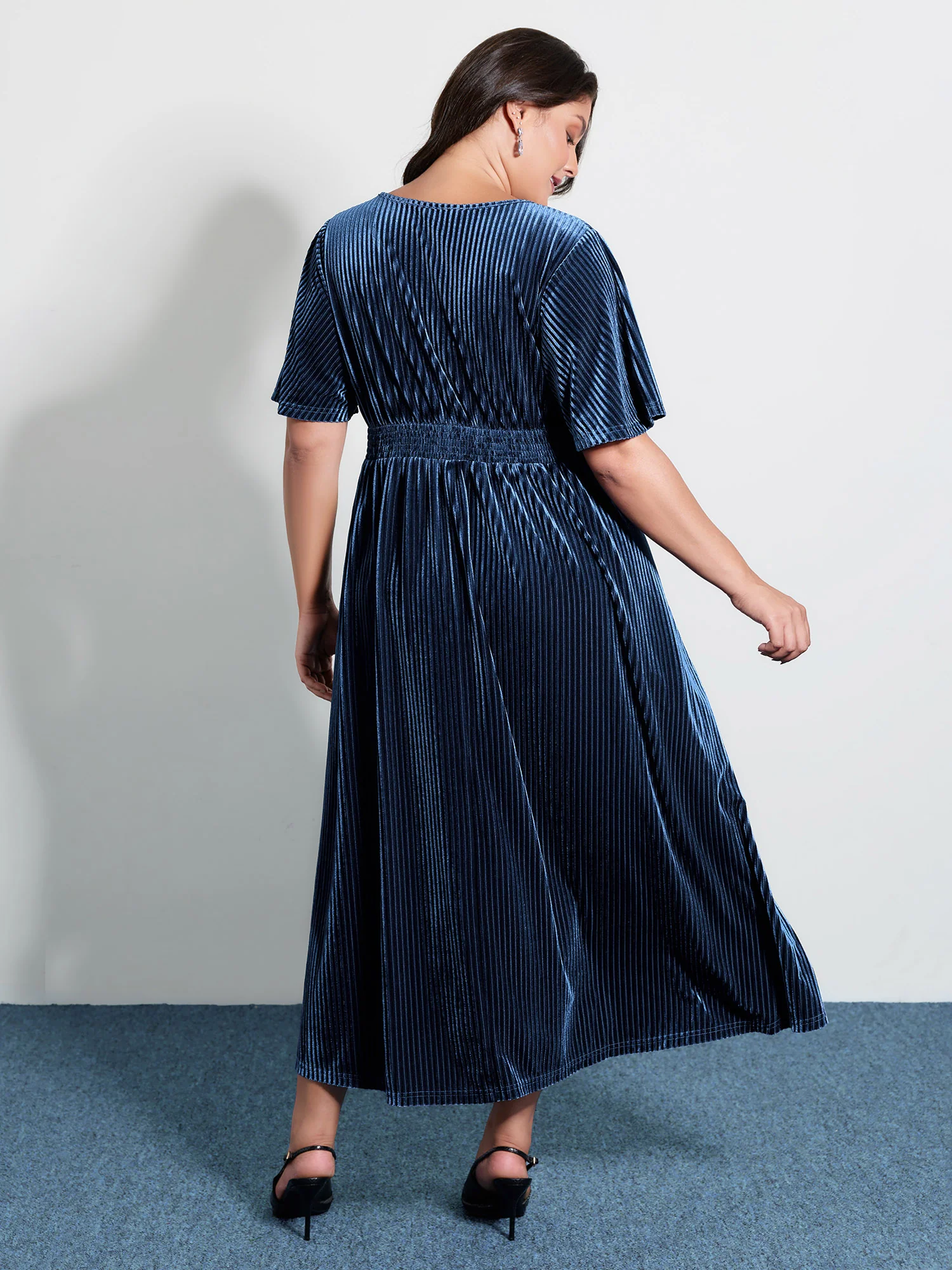 Velvet Celestial Embroidery Shirred Maxi Dress - Image 12