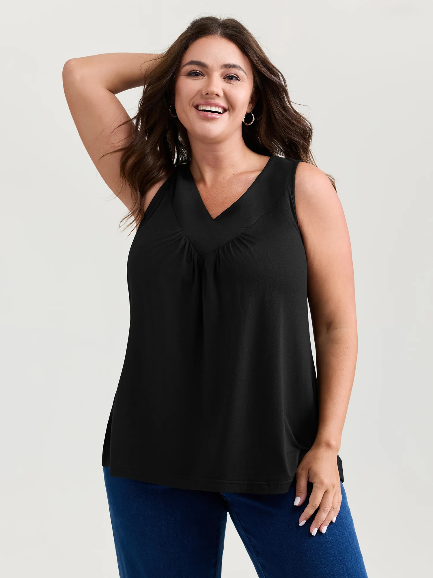 Stretchy V-Neck Pleated Tank Top - Image 2