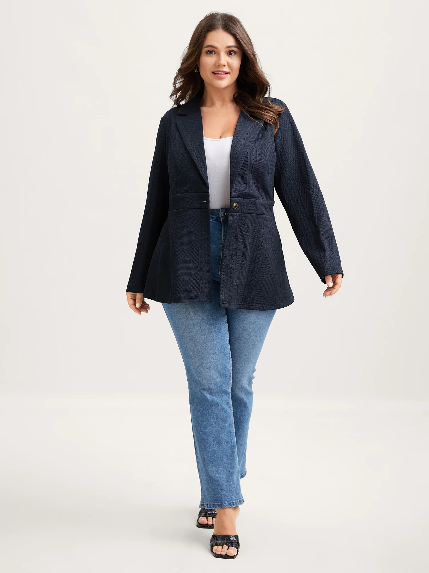 Textured Waist-Defining Solid Blazer - Image 4