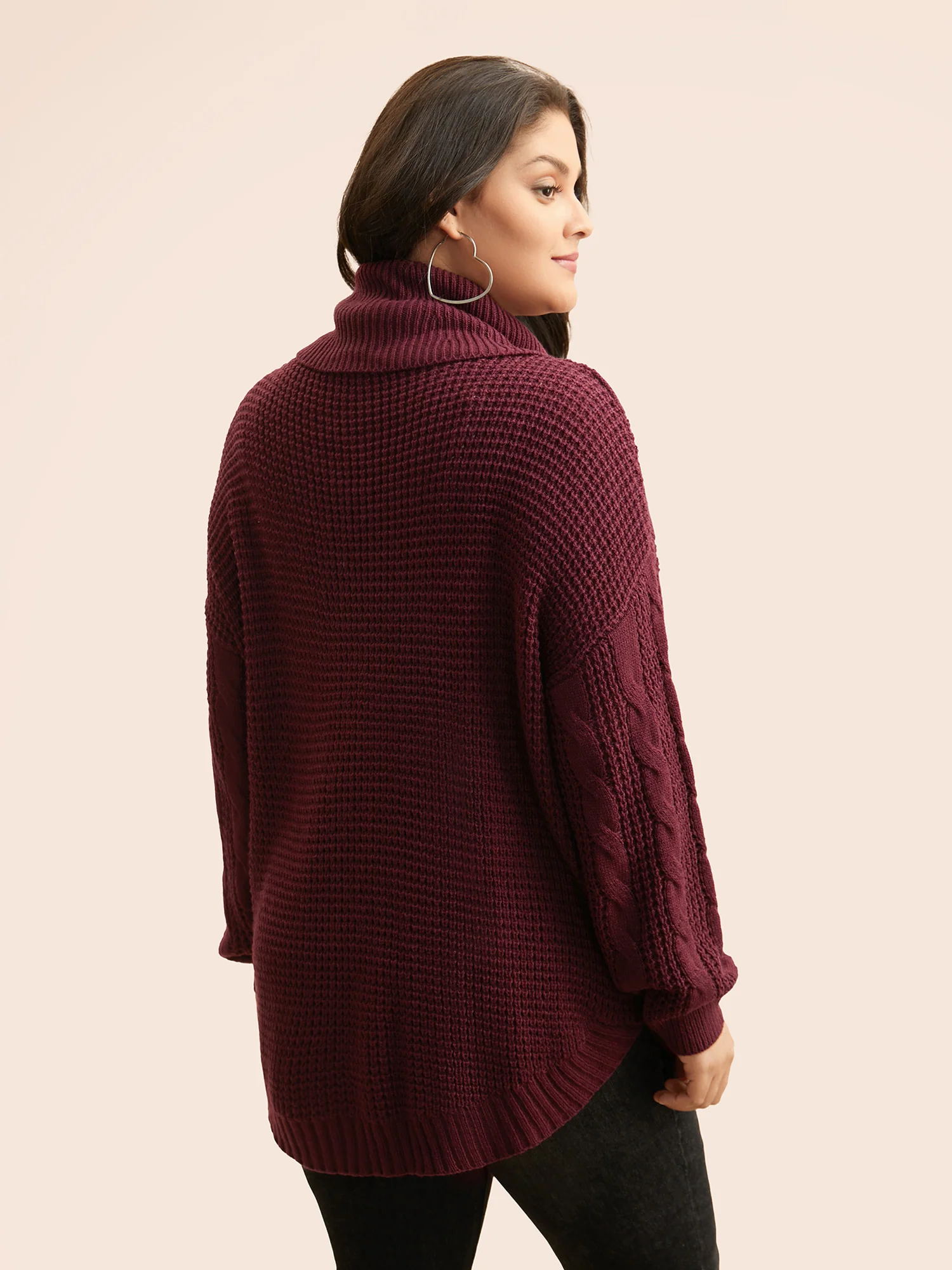 Turtleneck Cable Knit Curved Hem Pullover - Image 10