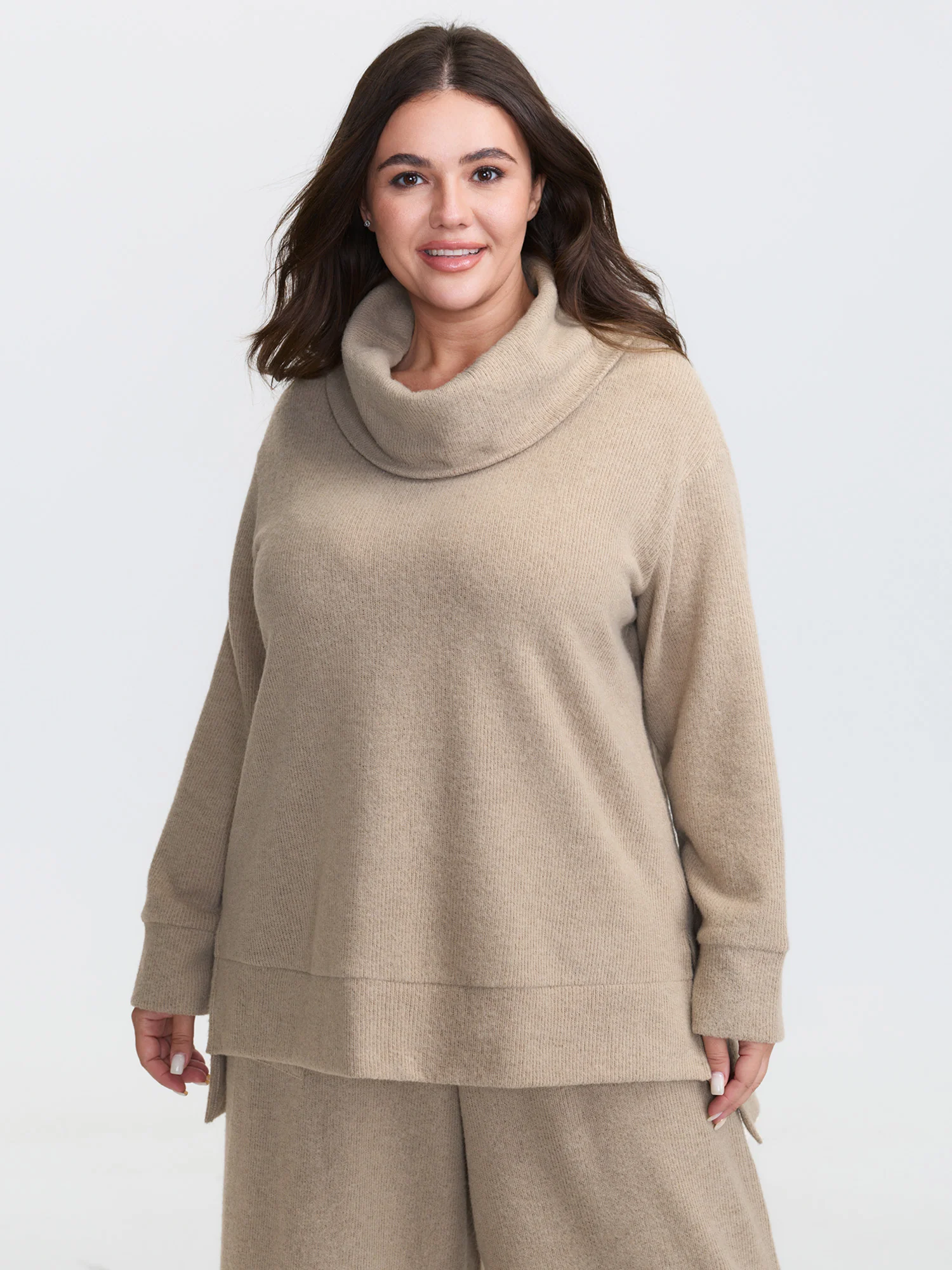 Turtleneck Snuggle-Worthy Loungewear Set - Image 10