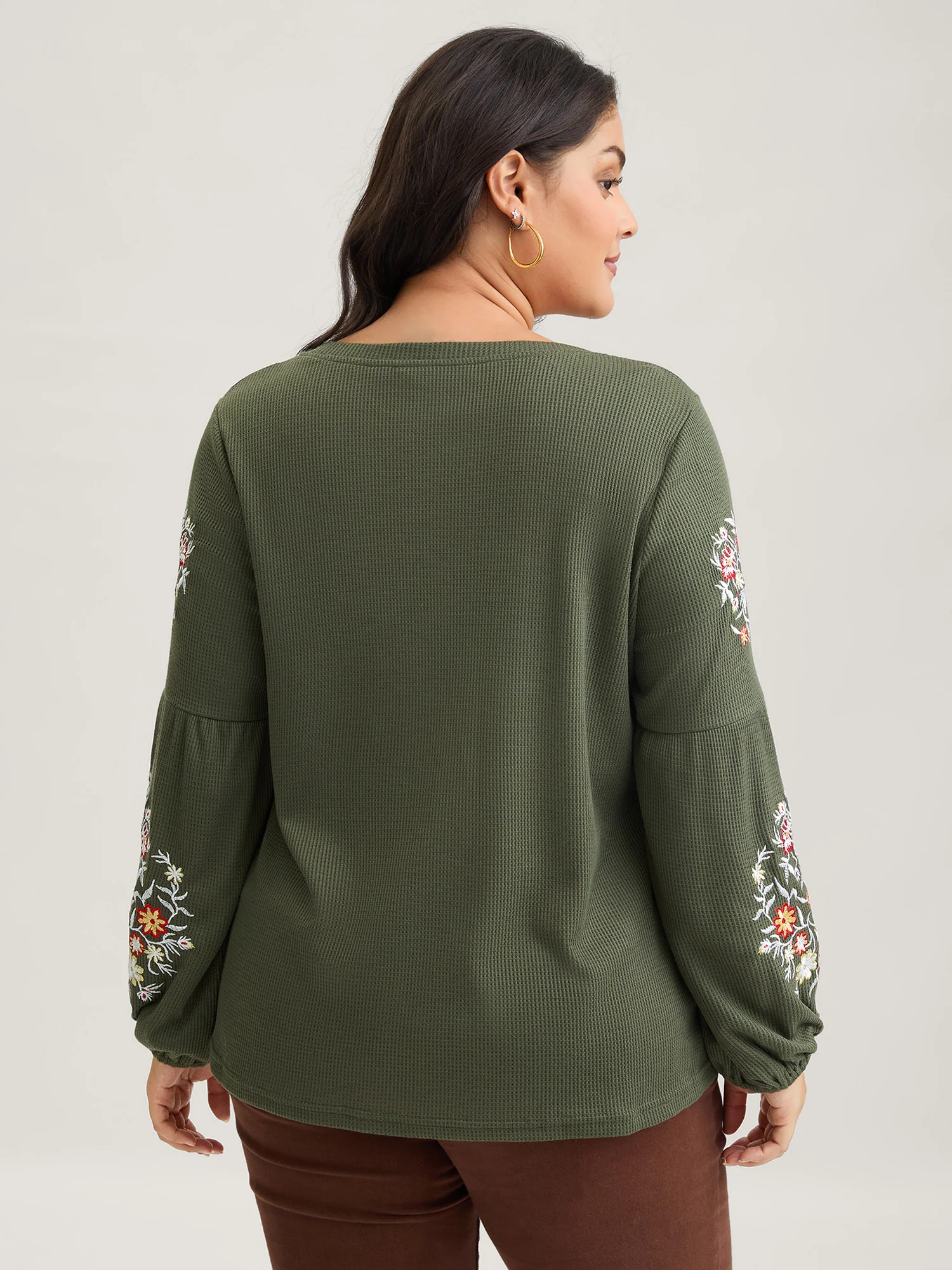 Waffle Knit Floral Embroidered Lantern Sleeve T-shirt - Image 4